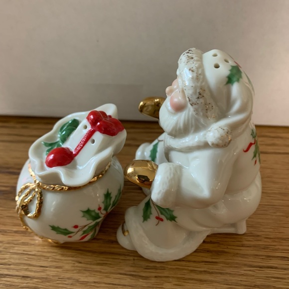 Lenox Santa and Toy Bag Salt & Pepper Shakers. Santa Salt and Pepper.     EUC! - Picture 3 of 10
